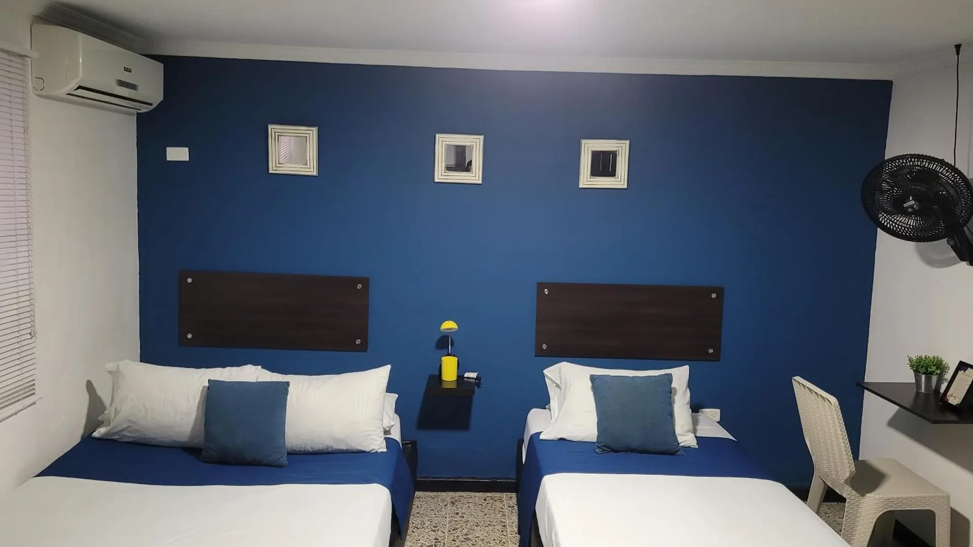 Costana - Hostal Cartagena 2*,