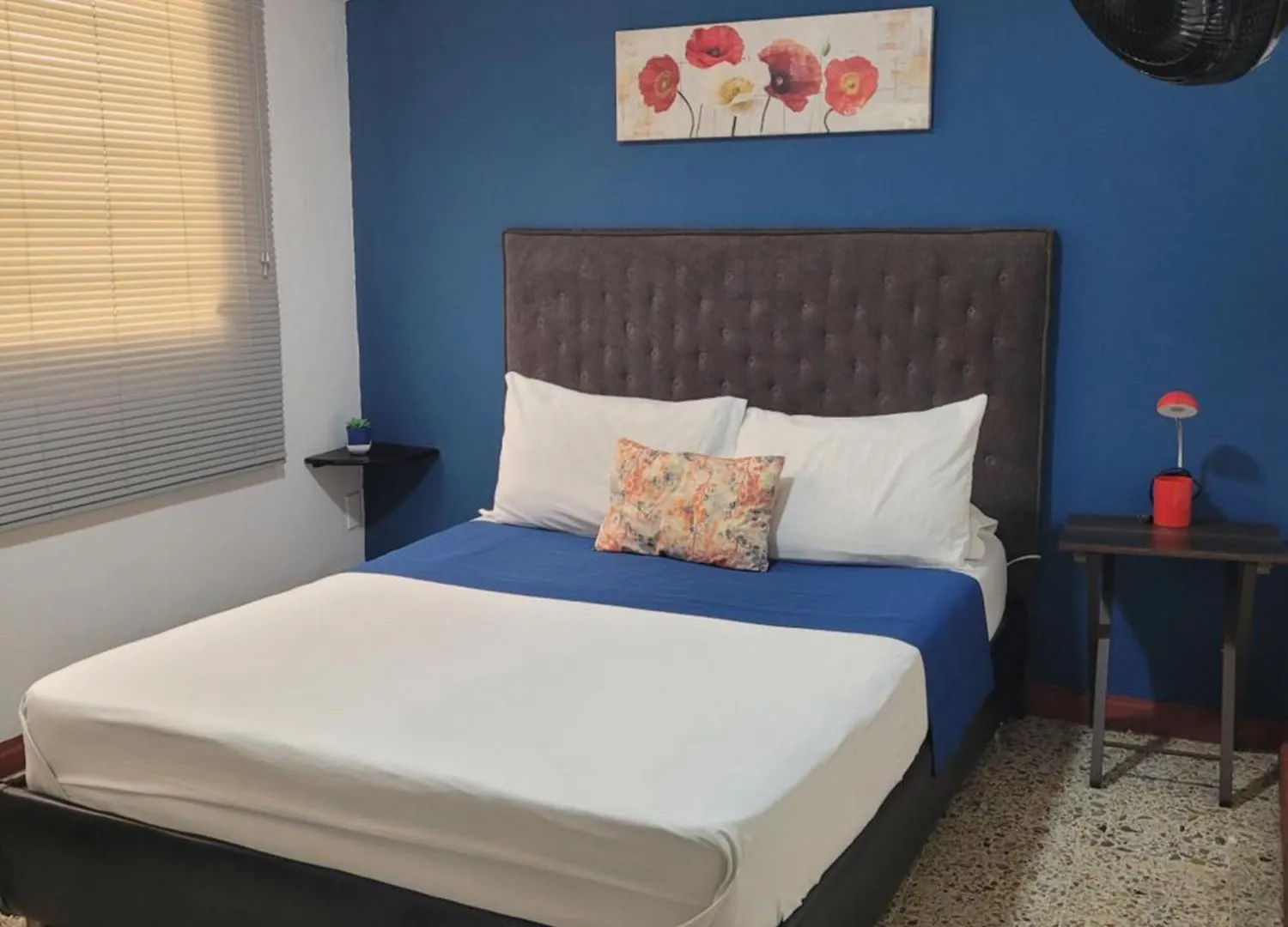 Costana - Hostal Cartagena Inn