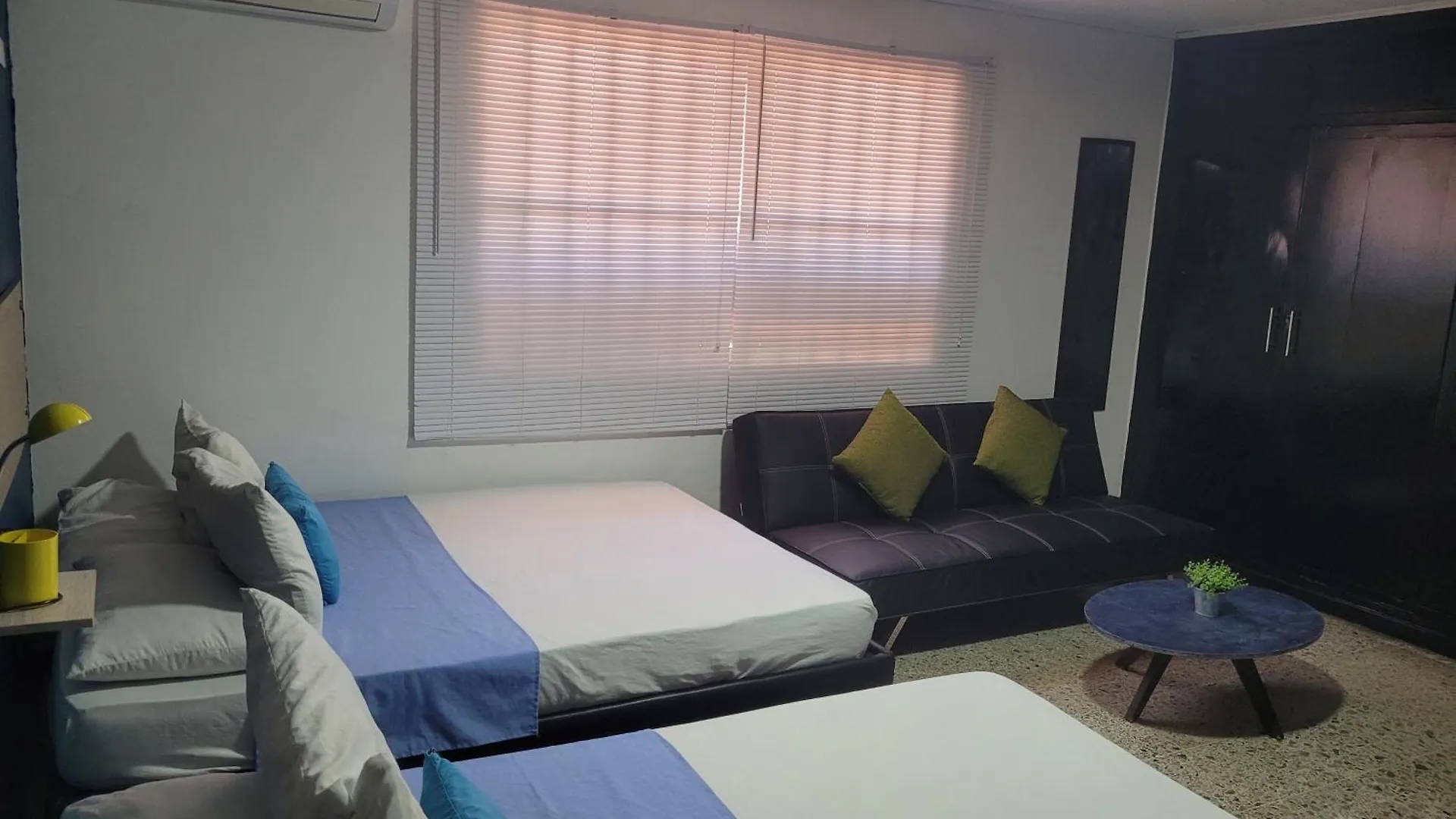 Costana - Hostal Cartagena