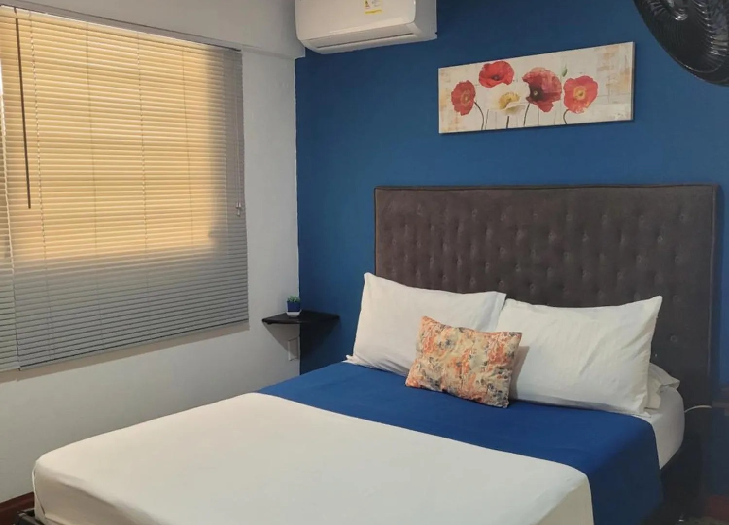 Costana - Hostal Cartagena