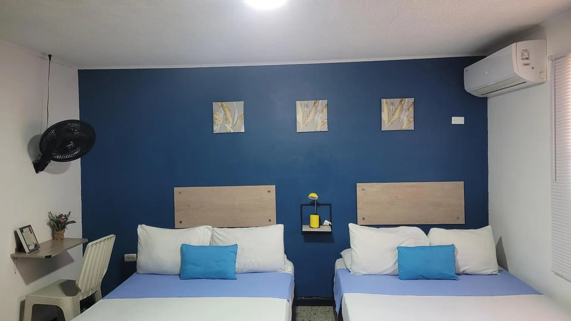 Costana - Hostal Cartagena Inn